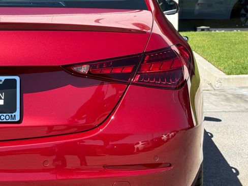 Used 2025 Mercedes-Benz C 300 Sedan image 15