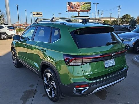 New 2026 Volkswagen Taos SE AWD/4WD image 7