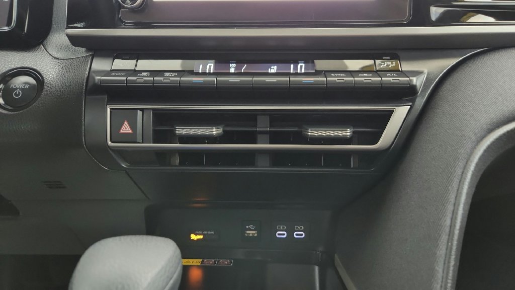 Certified 2025 Toyota Camry LE AWD/4WD image 30