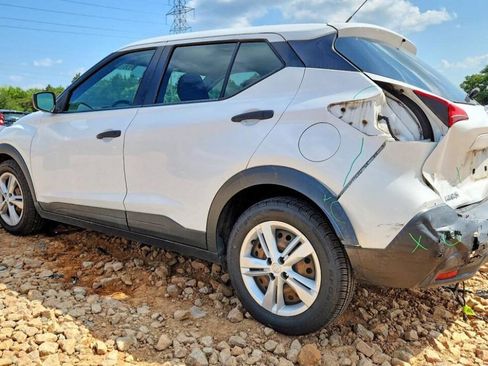 Used 2020 Nissan Kicks S FWD image 53