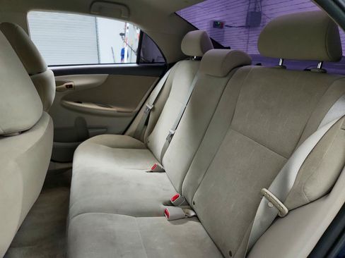 Used 2013 Toyota Corolla L FWD image 21