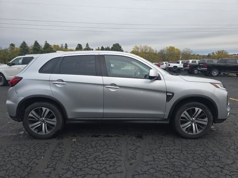 Used 2020 Mitsubishi Outlander Sport ES image 8