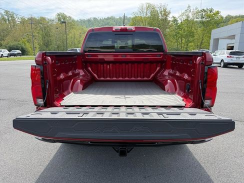 New 2026 Chevrolet Colorado Z71 w/ Z71 Convenience Package 2 AWD/4WD image 4