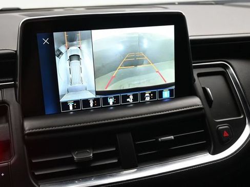 Used 2022 Chevrolet Tahoe Premier AWD/4WD image 8