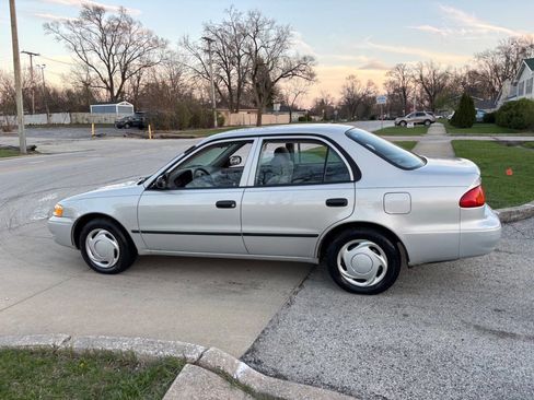 Used 2000 Toyota Corolla VE image 9