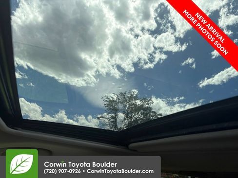Used 2021 Toyota RAV4 Limited w/ Limited Grade Weather Package AWD/4WD image 11