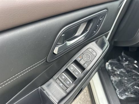 Certified 2023 Nissan Rogue SL w/ SL Premium Package FWD image 21