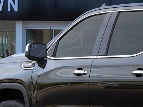 New 2026 GMC Sierra 1500 SLT image 12