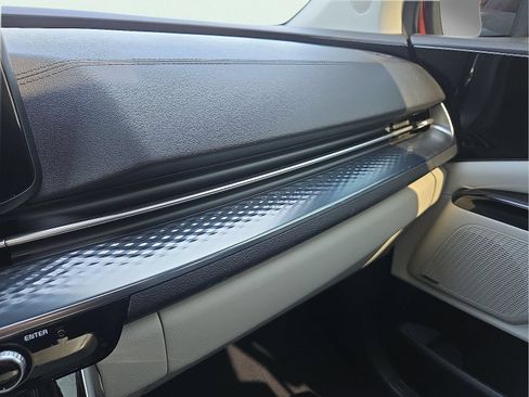 Used 2022 Kia Carnival SX Prestige FWD image 20
