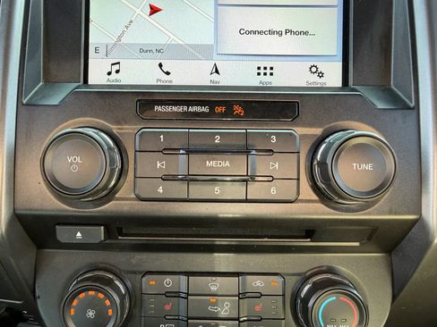 Used 2018 Ford F150 XLT w/ Equipment Group 302A Luxury RWD image 15