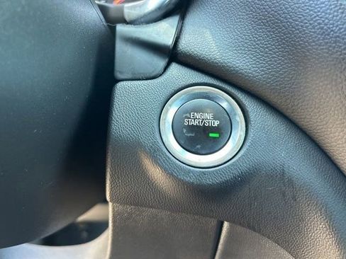 Used 2022 Chevrolet Equinox LT AWD/4WD image 21