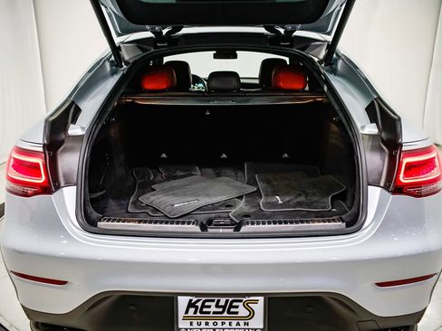 Used 2023 Mercedes-Benz GLC 300 4MATIC Coupe image 27