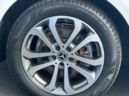 Used 2018 Mercedes-Benz GLE 350 image 32