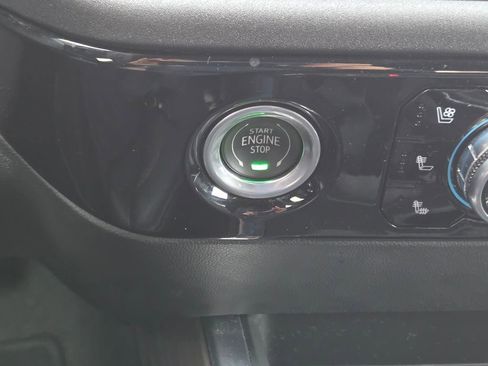 Used 2023 GMC Sierra 1500 SLT w/ SLT Premium Package image 38