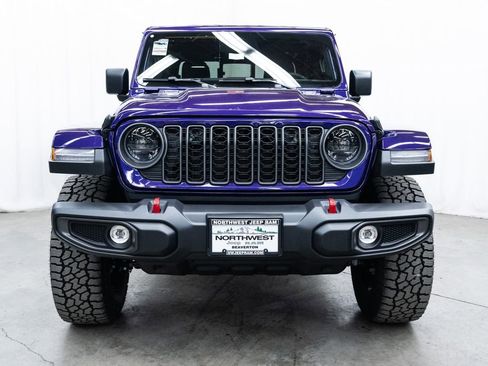 New 2026 Jeep Gladiator Rubicon w/ Steel Power Dome Hood Package AWD/4WD image 2