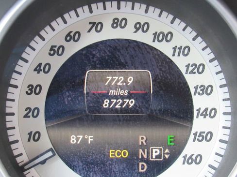 Used 2014 Mercedes-Benz E 350 Sedan image 39