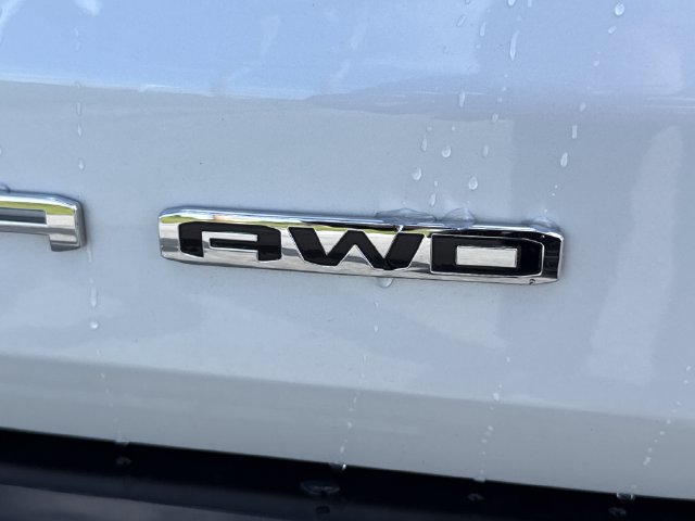 Used 2024 GMC Acadia Denali w/ Super Cruise Package AWD/4WD image 18