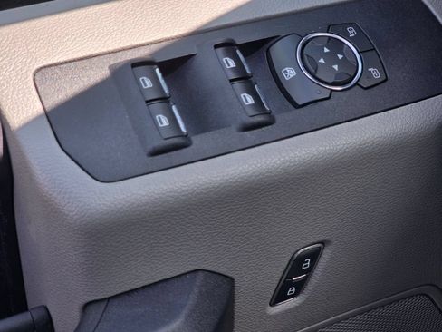 Certified 2019 Ford F250 XL w/ STX Appearance Package AWD/4WD image 16