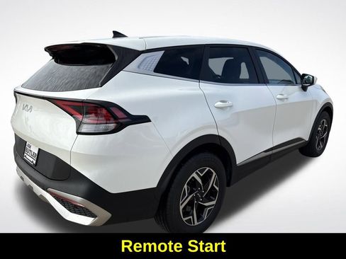 Used 2023 Kia Sportage LX image 8