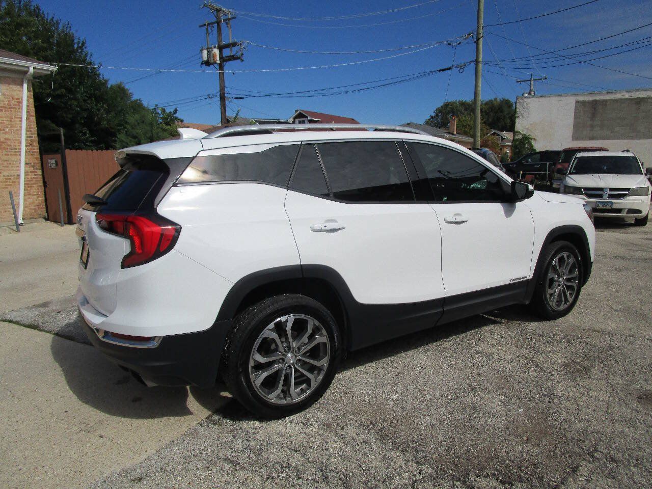 Used 2019 GMC Terrain SLT w/ Preferred Package FWD image 3