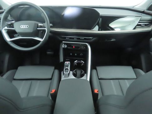 Certified 2025 Audi Q5 Premium Plus w/ Premium Plus image 14