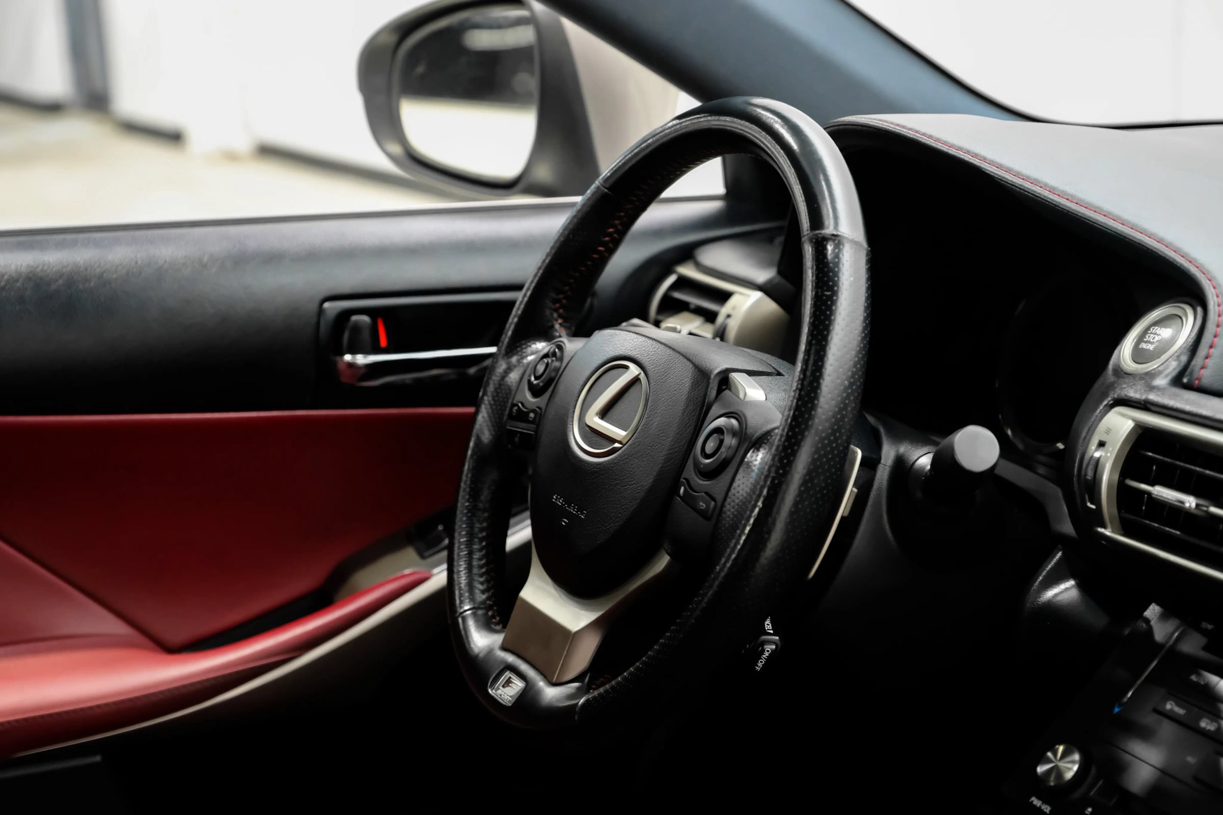 Used 2015 Lexus IS 350 w/ F-Sport Package RWD image 12