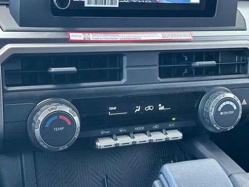 New 2026 Toyota 4Runner SR5 AWD/4WD image 21