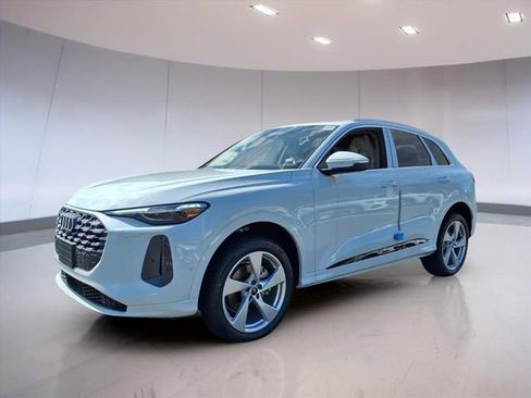 New 2025 Audi Q5 Premium Plus image 4