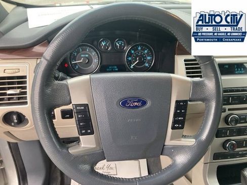 Used 2009 Ford Flex SEL FWD image 22