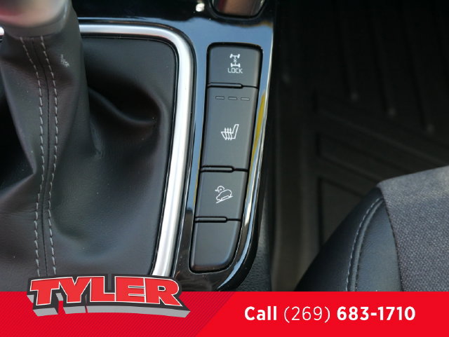 Used 2024 Kia Seltos X-Line AWD/4WD image 30