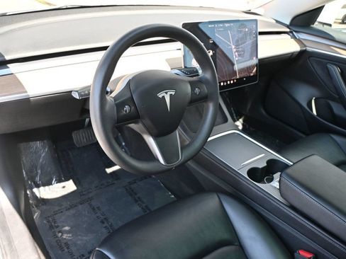 Used 2022 Tesla Model 3 RWD image 8