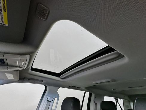 Used 2020 GMC Yukon XL SLT AWD/4WD image 23