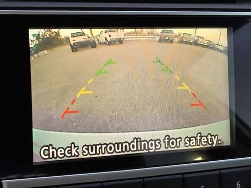 Used 2017 Nissan Altima 2.5 SR w/ LED Appearance Package image 19