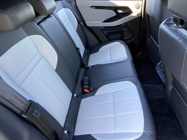 Used 2026 Land Rover Range Rover Evoque Dynamic SE AWD/4WD image 12