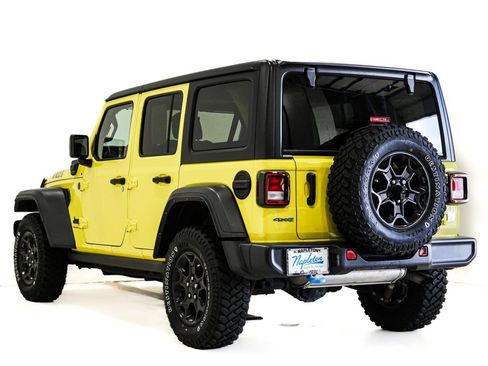 Used 2023 Jeep Wrangler Unlimited w/ Cold Weather Group AWD/4WD image 9