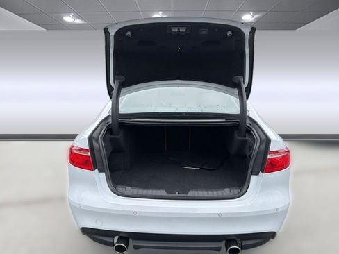 Used 2018 Jaguar XF Portfolio AWD/4WD image 32