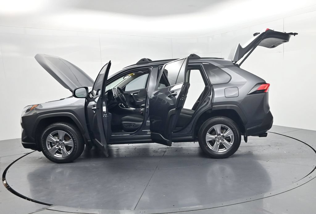 Used 2025 Toyota RAV4 XLE w/ Convenience Package FWD image 66