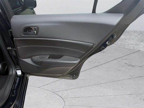 Used 2015 Acura ILX w/ Technology Package FWD image 21
