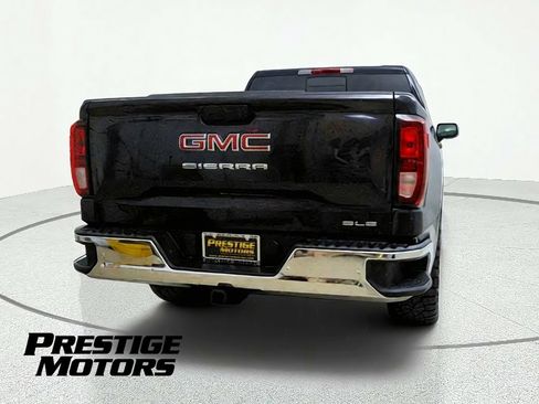 Used 2024 GMC Sierra 1500 SLE w/ Preferred Package AWD/4WD image 7