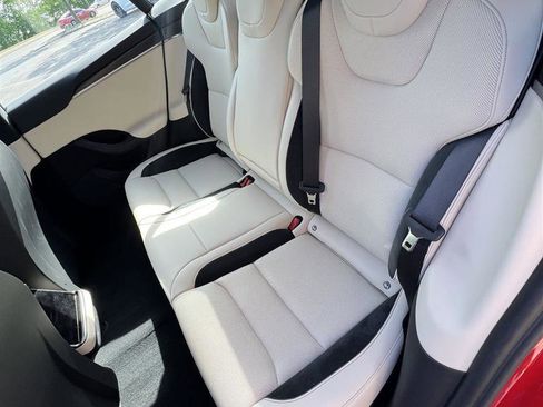Used 2026 Tesla Model S Plaid image 8