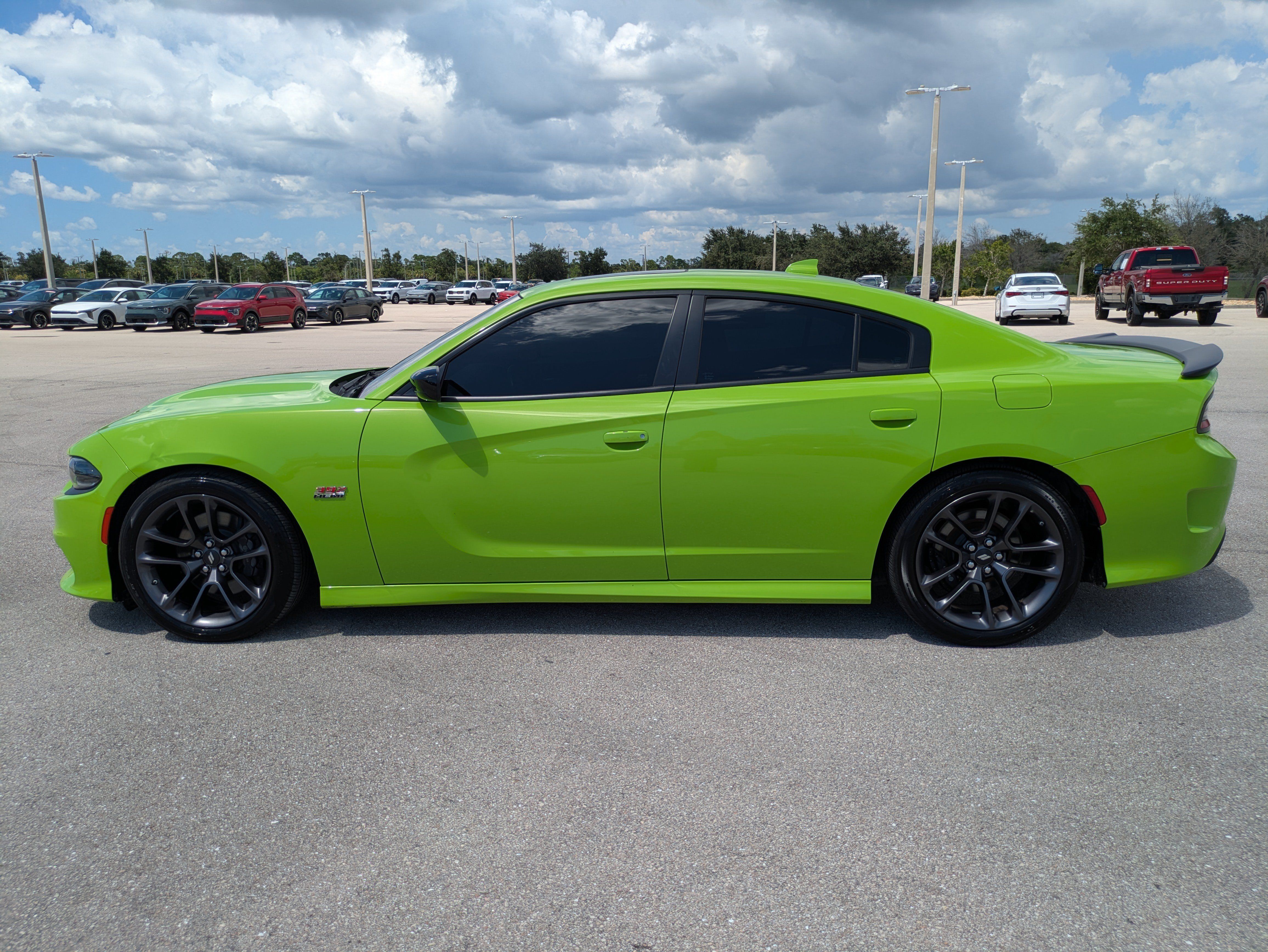 Used 2023 Dodge Charger Scat Pack w/ Technology Group RWD image 7
