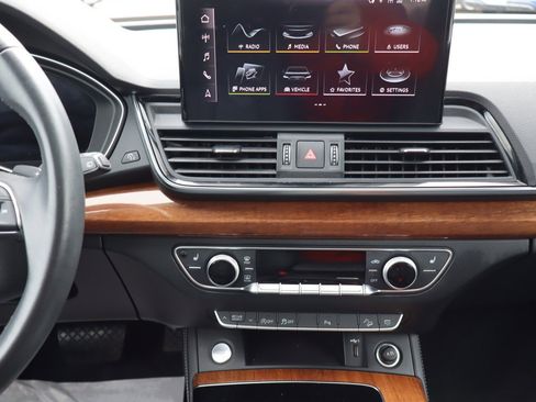 Used 2022 Audi Q5 2.0T Premium Plus image 12