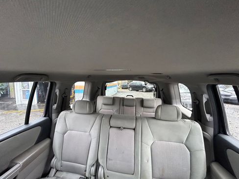 Used 2011 Honda Pilot EX image 2