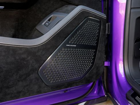 Used 2024 Lamborghini Urus Performante image 39