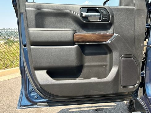 Used 2019 GMC Sierra 1500 SLT w/ SLT Convenience Package AWD/4WD image 27