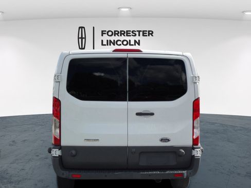 Used 2017 Ford Transit 350 XL RWD image 4