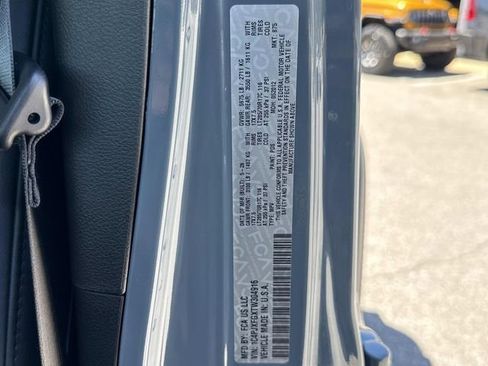 New 2026 Jeep Wrangler Unlimited Rubicon AWD/4WD image 43