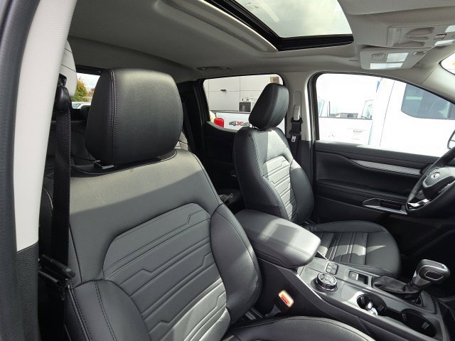 New 2026 Ford Ranger Lariat w/ Black Appearance Package AWD/4WD image 29