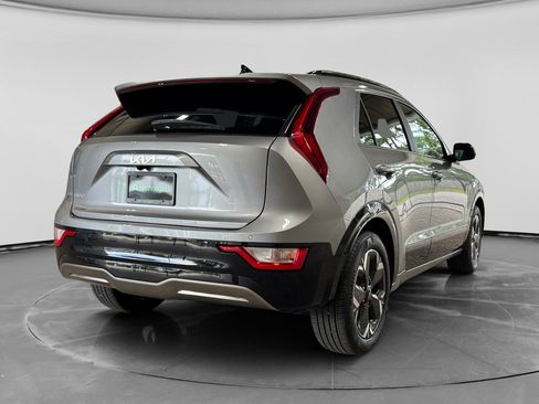 Used 2024 Kia Niro Wind FWD image 42