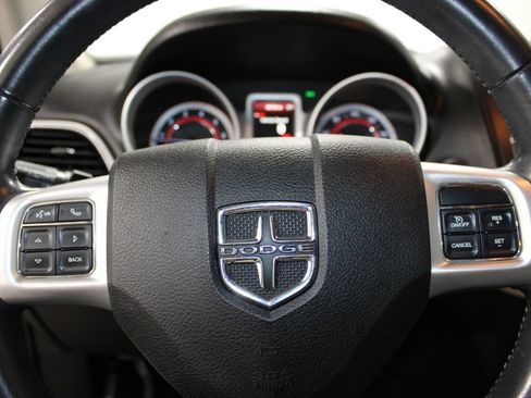 Used 2019 Dodge Journey SE w/ Connectivity Group FWD image 38